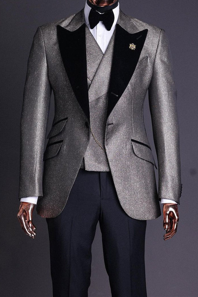 Light Champagne 3-Piece Black Velvet Lapel Men's Suit