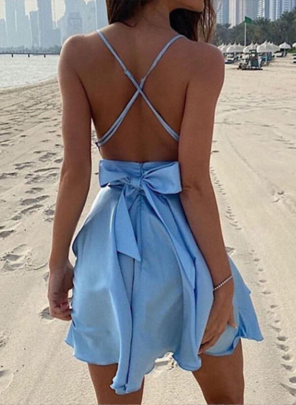 A-Line/Princess V-Neck Satin Sleeveless Short/Mini Homecoming Dresses With Bow(s) Pleated