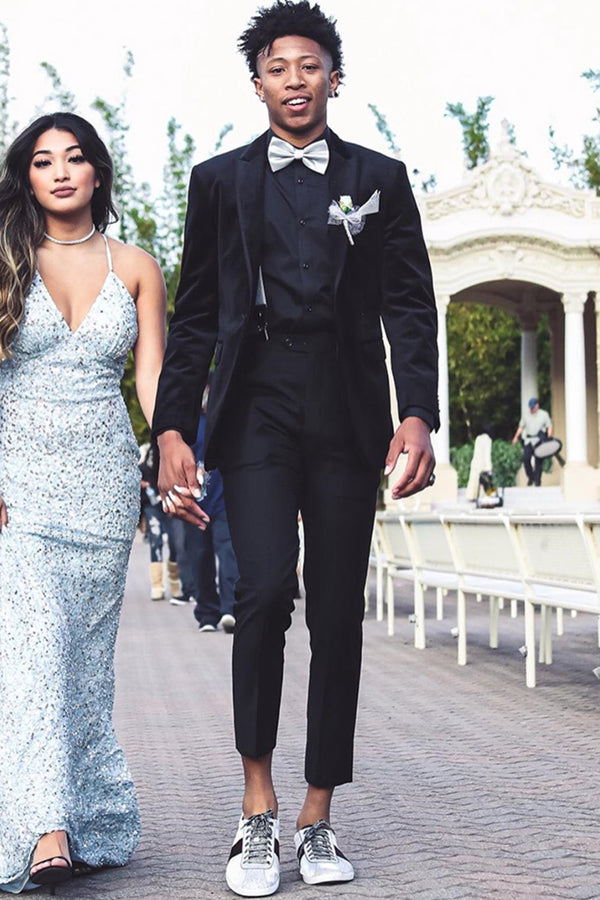 Black Peaked Lapel Velvet 2-Piece Prom Suit