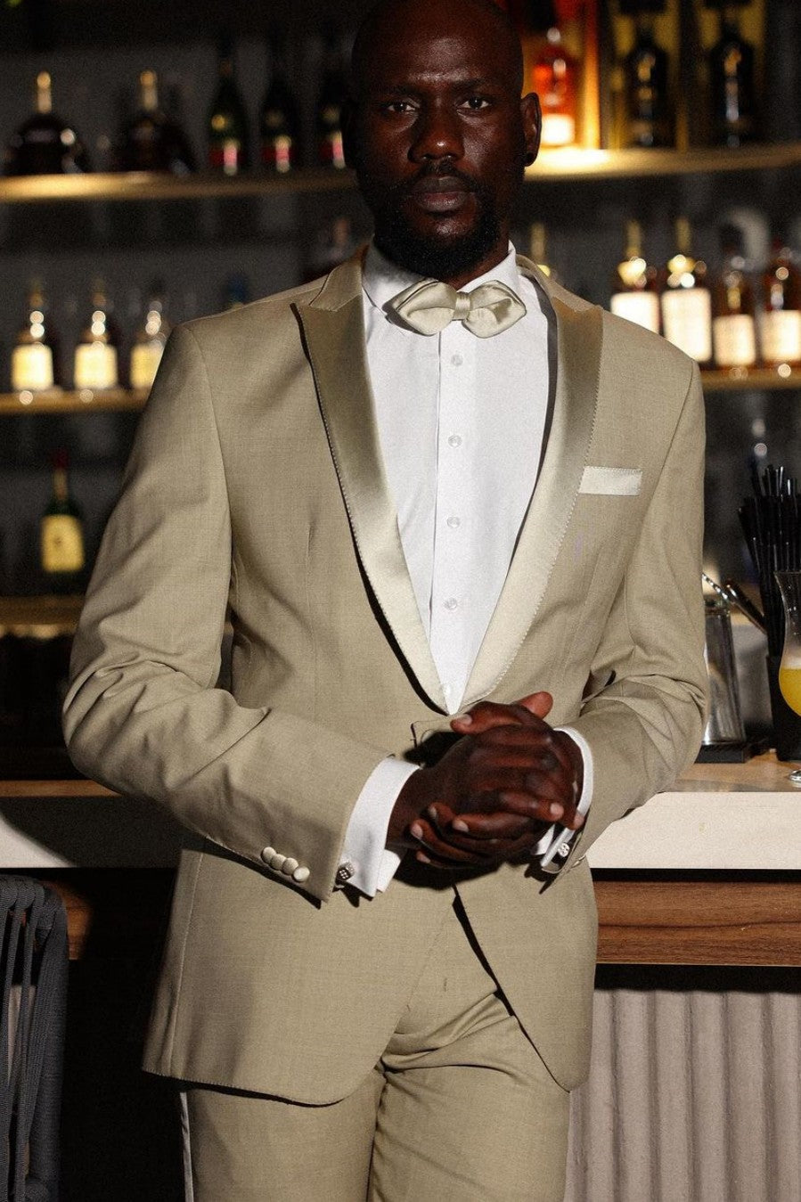 Khaki Double-Breasted Prom Suit with Satin Peaked Lapel