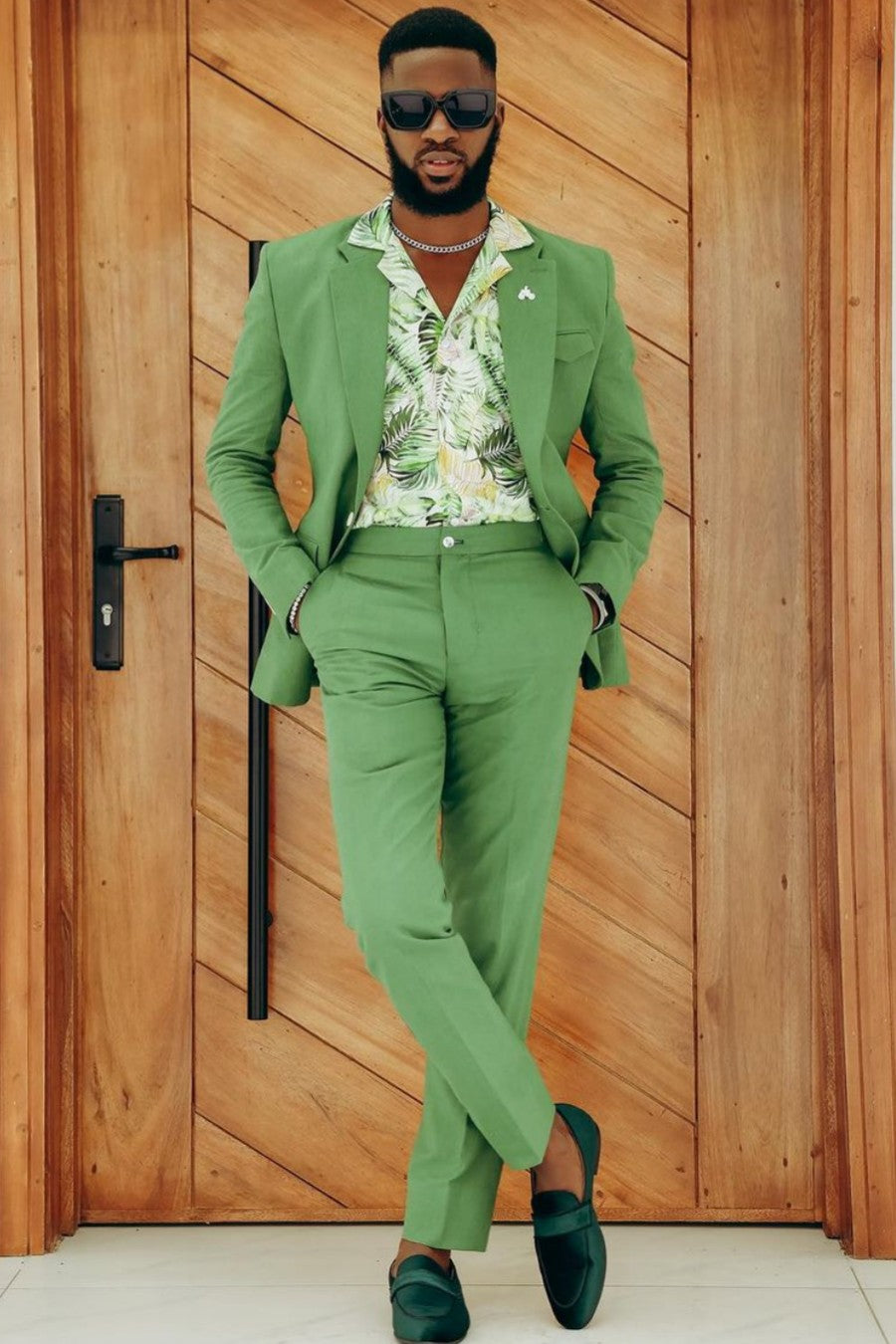 Green Notched Lapel One-Button Prom Suit