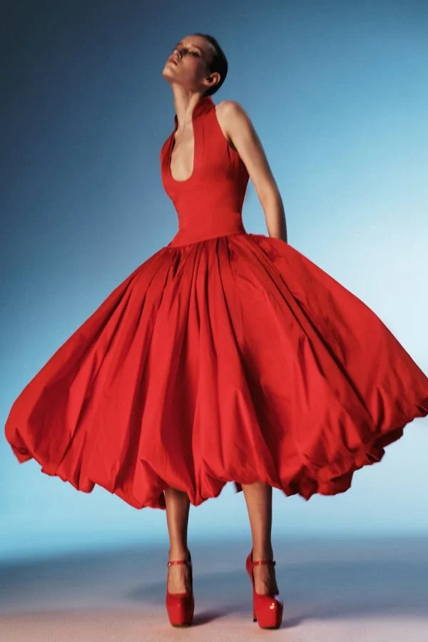 Luxurious Red Sleeveless Satin Prom Dresses A-Line With Pleats