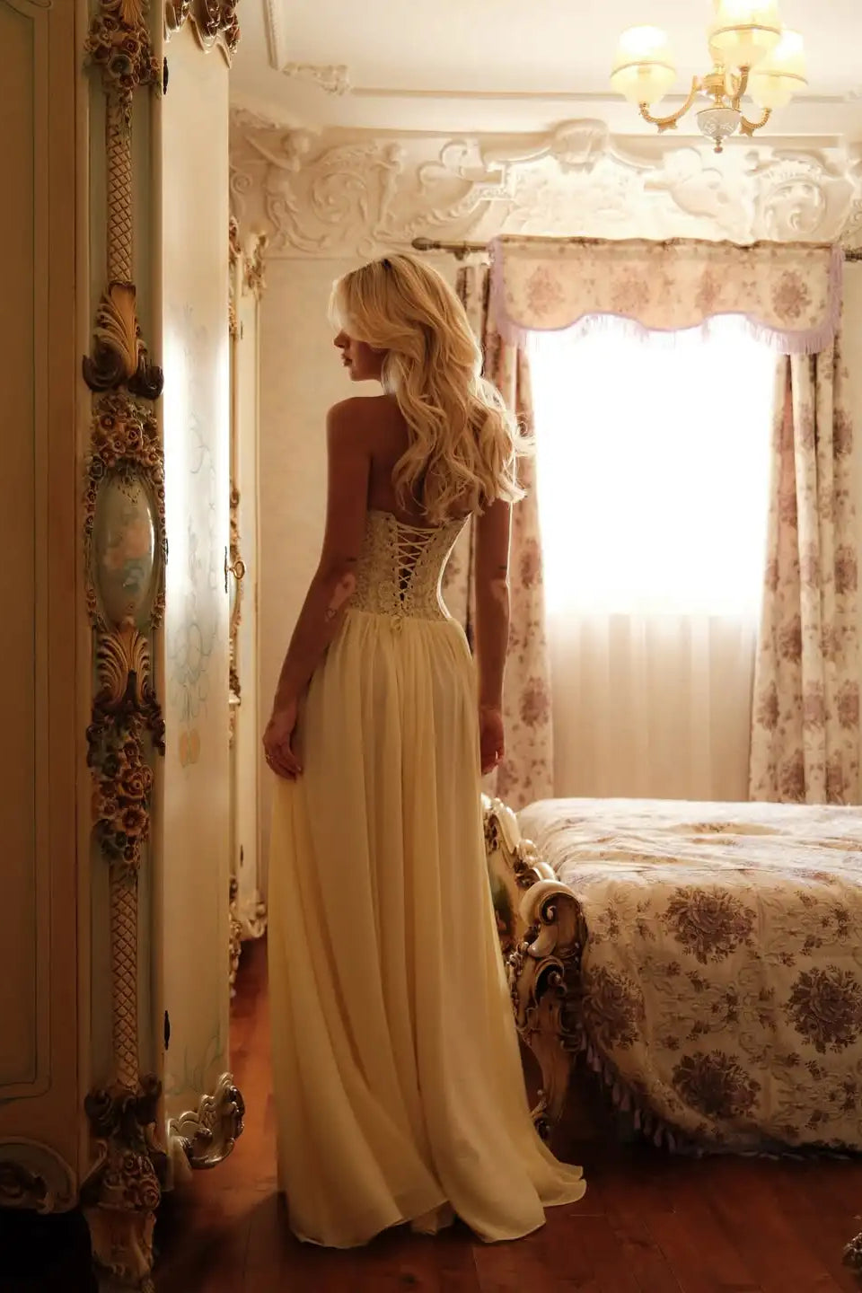 Romantic Daffodil Halter Sweetheart Sleeveless Chiffon Prom Dresses Floor Length With Lace-Up Back
