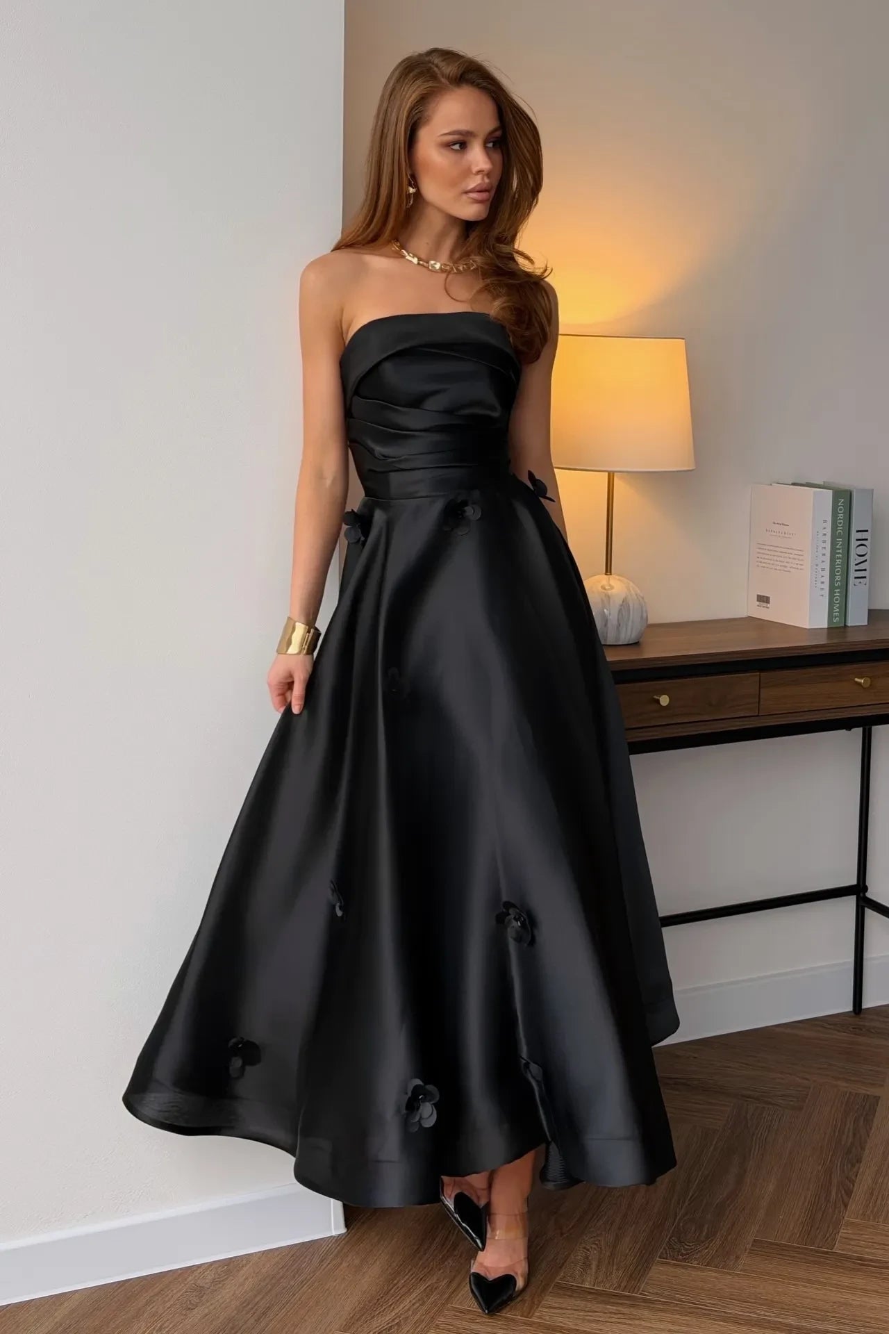Luxurious Black Strapless Sleeveless Satin Prom Dresses A-Line Ankle Length With Pleats