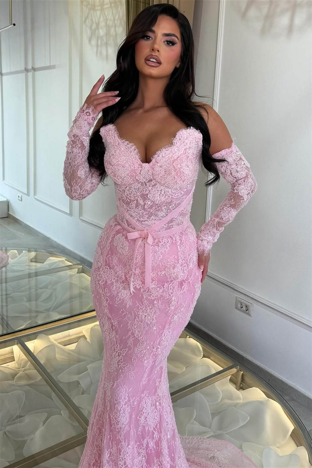 Glamorous Dusty Pink Sweetheart Strapless Sleeveless Lace Mermaid Prom Dresses Sheath With Lace-Up Back