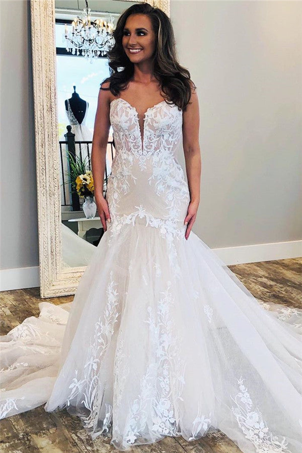 Affordable V neck Sleeveless White Lace Bridal gowns with Train-showprettydress