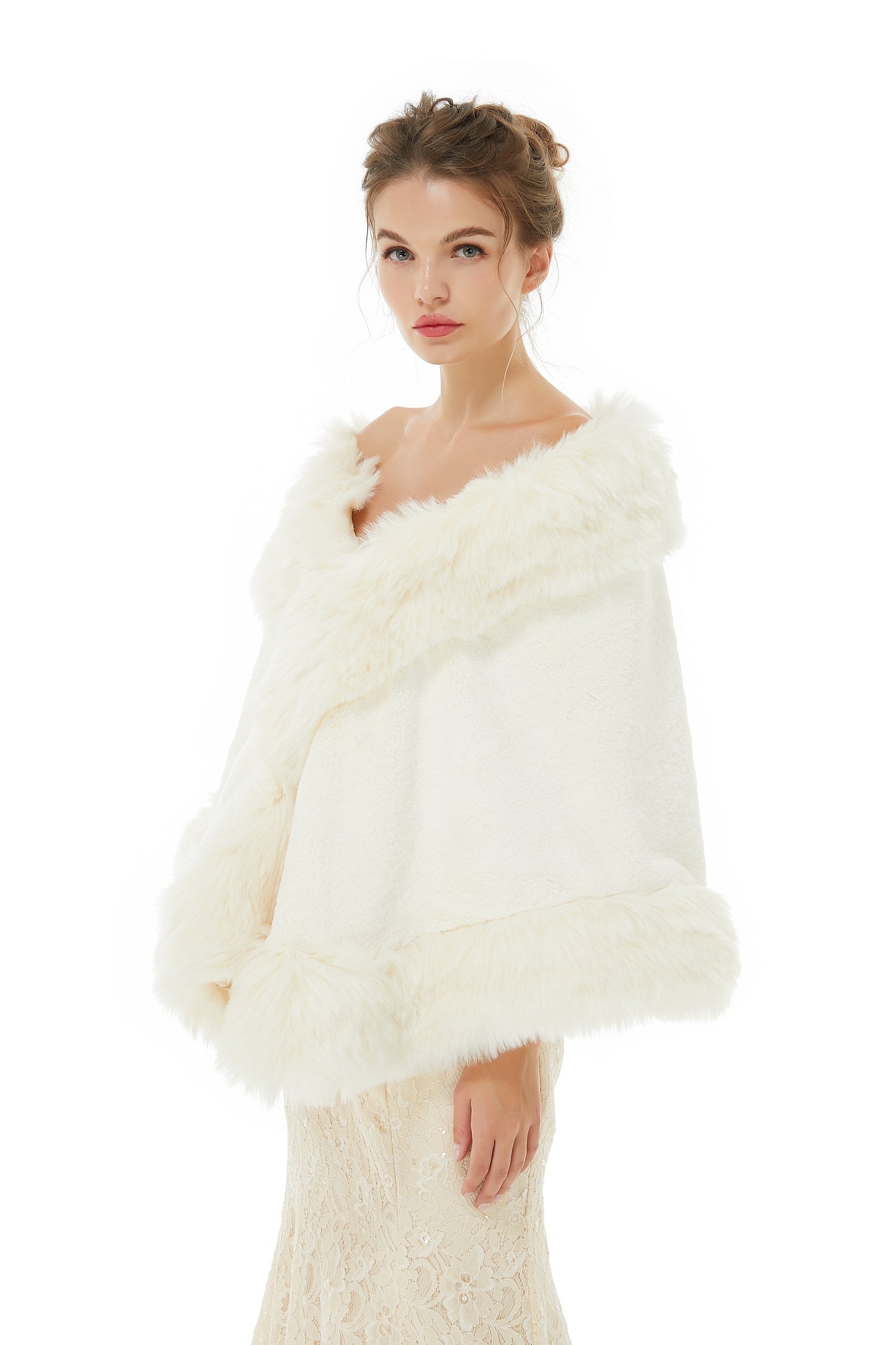 Alis- Winter Faux Fur Wedding Wrap-showprettydress
