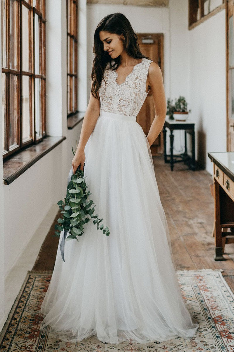 Casual Wedding Dress Tulle A-line Chic V-Neck Sleeveless Lace Long Bridal Gowns-Showprettydress
