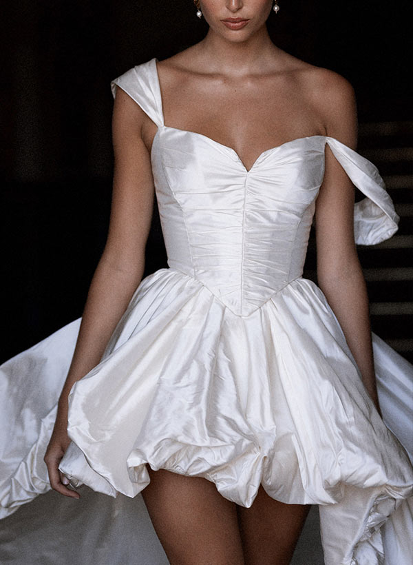 Charmeuse Wedding Dresses Chic A-line Elegant Sweetheart Sleeveless Court Train-Showprettydress