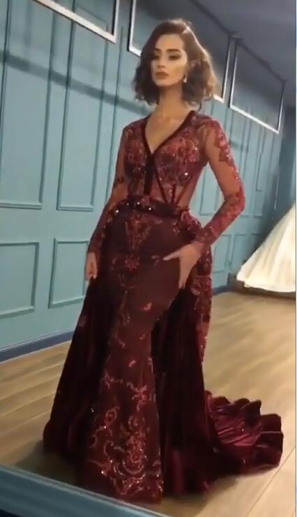 Charming Beading Burgundy Long Sleevess Prom Dresses with Appliques-showprettydress