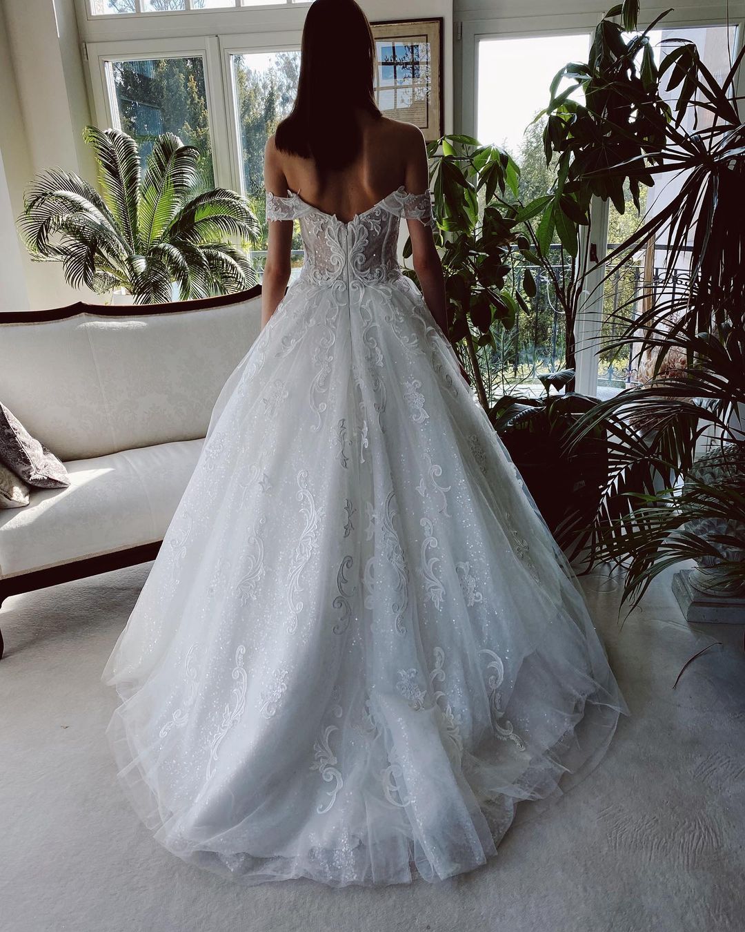 Charming Long A-line Off-the-shoulder Tulle Wedding Dress with Glitter-showprettydress
