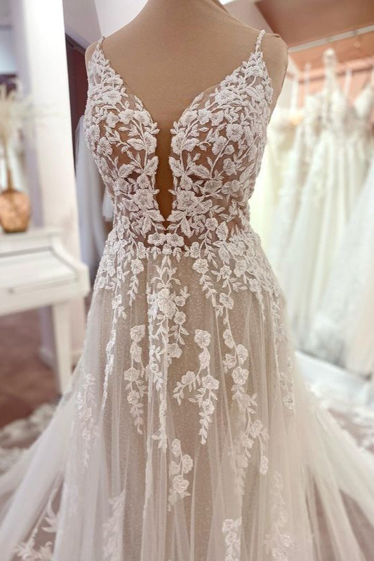 Charming Long A-Line Spaghetti Straps Appliques Lace Tulle Backless Wedding Dress-showprettydress