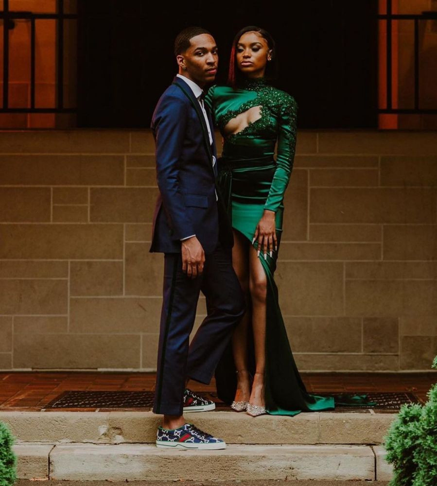 Chic Dark Green Appliques Front Split Prom Party GownsLong Sleeves-showprettydress