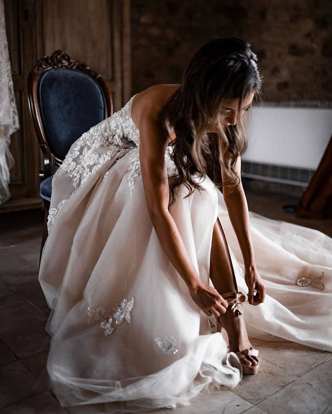 Chic Long A-line Sweetheart Lace Tulle 3D Floral Wedding Dress-showprettydress