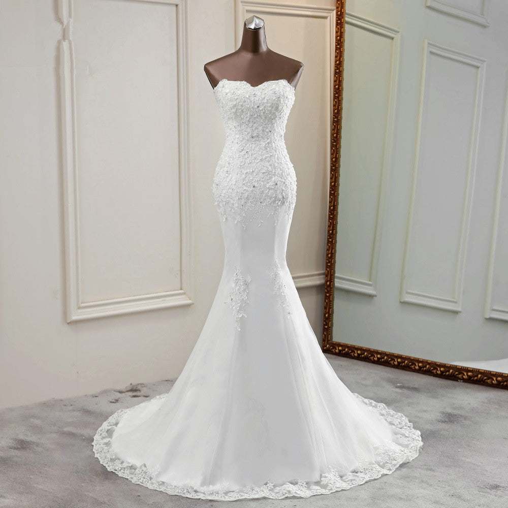 Chic Long Mermaid Strapless Lace Appliques Wedding Dress-showprettydress