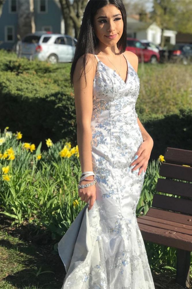 Chic Spaghetti Strap Lace Sleeveless Evening Gown Lace-Up Evening Dress-showprettydress