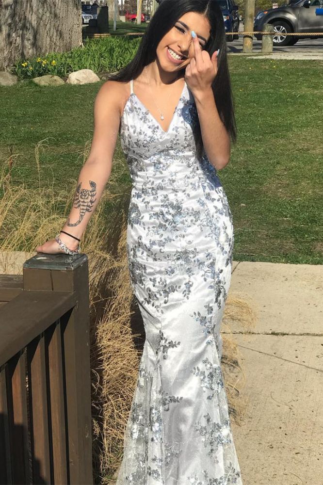 Chic Spaghetti Strap Lace Sleeveless Evening Gown Lace-Up Evening Dress-showprettydress