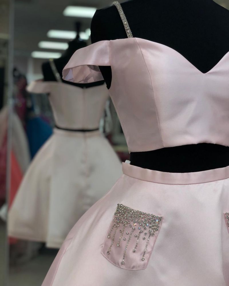 Chic Two Pieces Sweetheart Homecoming Dress Fantastic Spaghetti Straps Beading Cocktail Dress with Pockets-showprettydress