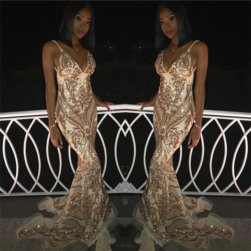 Chic V-Neck Spaghetti Straps Sleeveless Gold Appliques Mermaid Prom Dresses-showprettydress