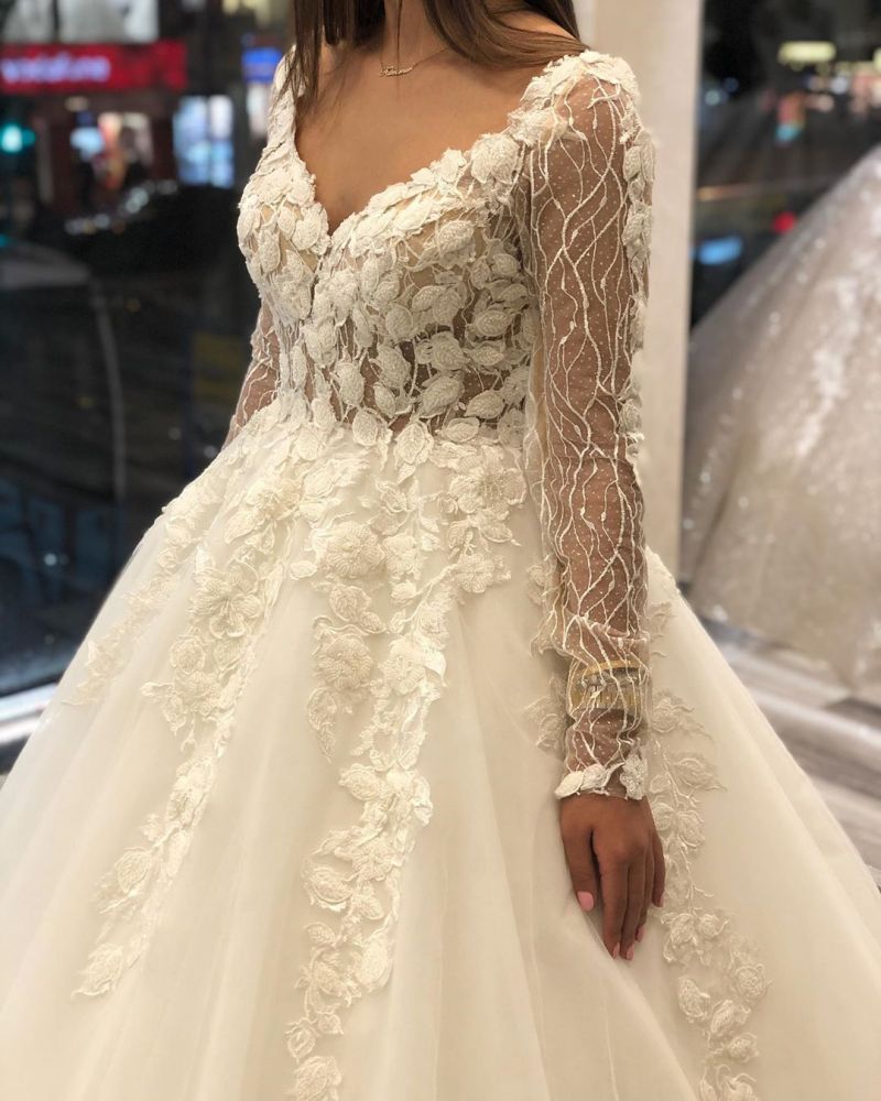 Classic Ivory Long Sleevess V neck Leaves Lace Ball Gown Wedding Dresses-showprettydress