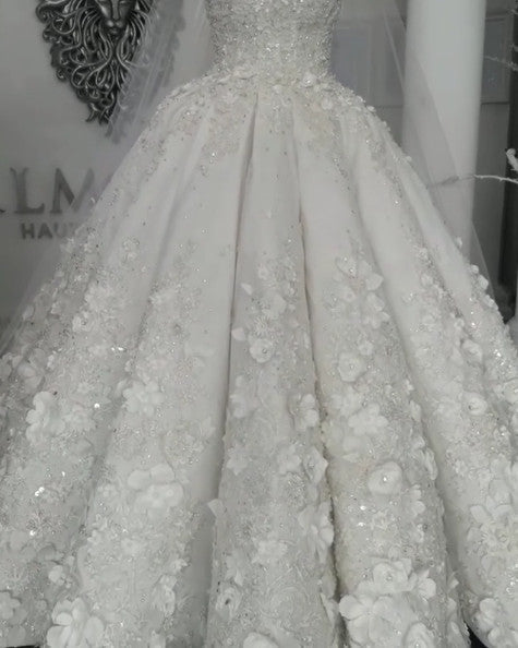 Classic Sleeveless Crystal Wedding Dresses Sheer Tulle Flowers Bridal Gowns with sparkle Beading-showprettydress
