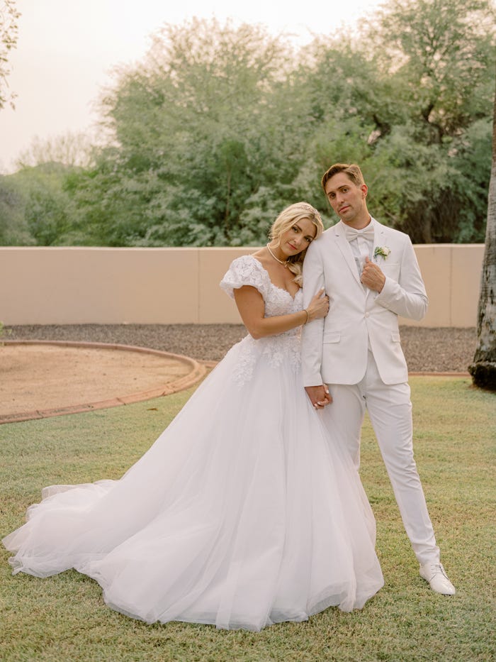 Classic V Neck Short Sleeve A line Wedding Dress White Appliques-showprettydress