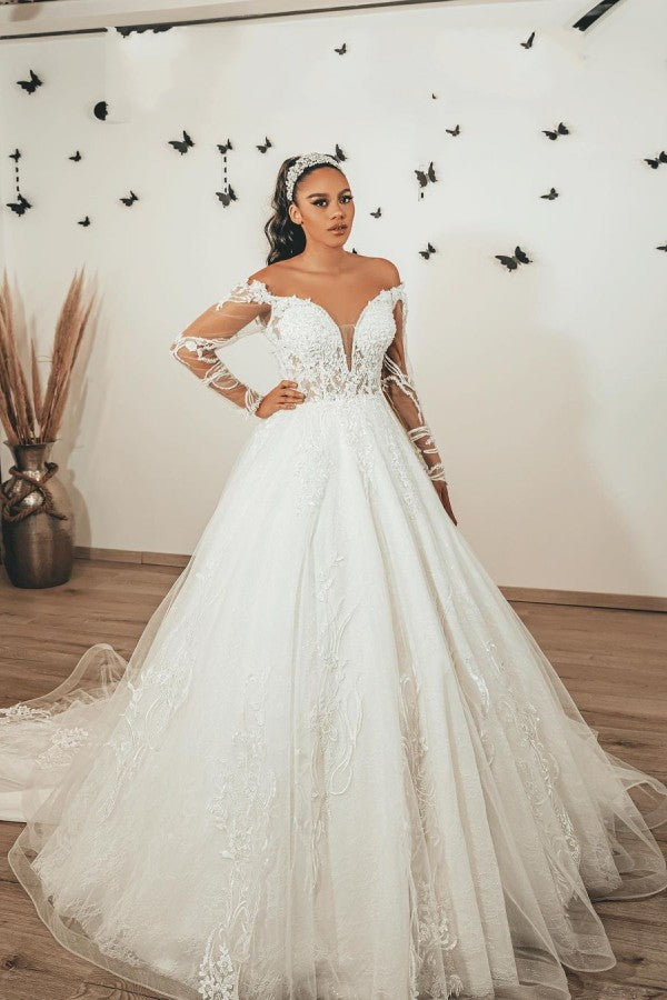 Classy Long A-Line Sweetheart Appliques Lace Tulle Wedding Dress with Sleeves-showprettydress