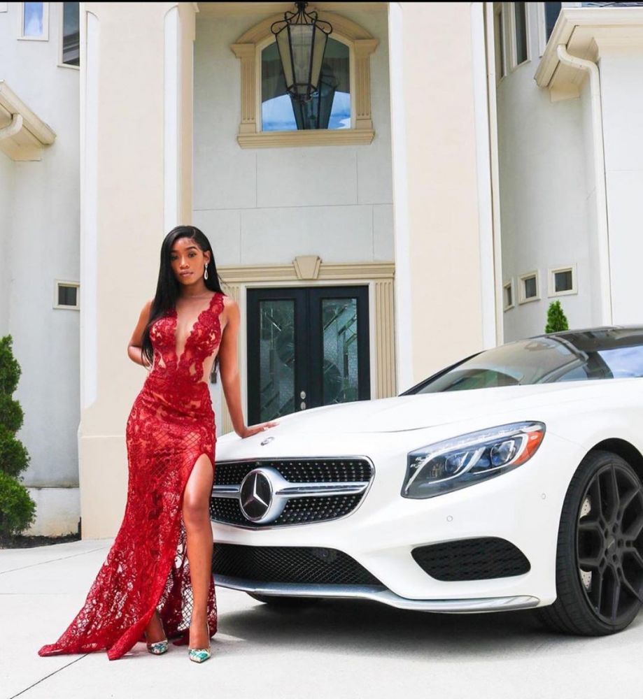 Deep V-Neck Red Prom Party GownsFloral Lace Appliques Split Front Party Dress-showprettydress