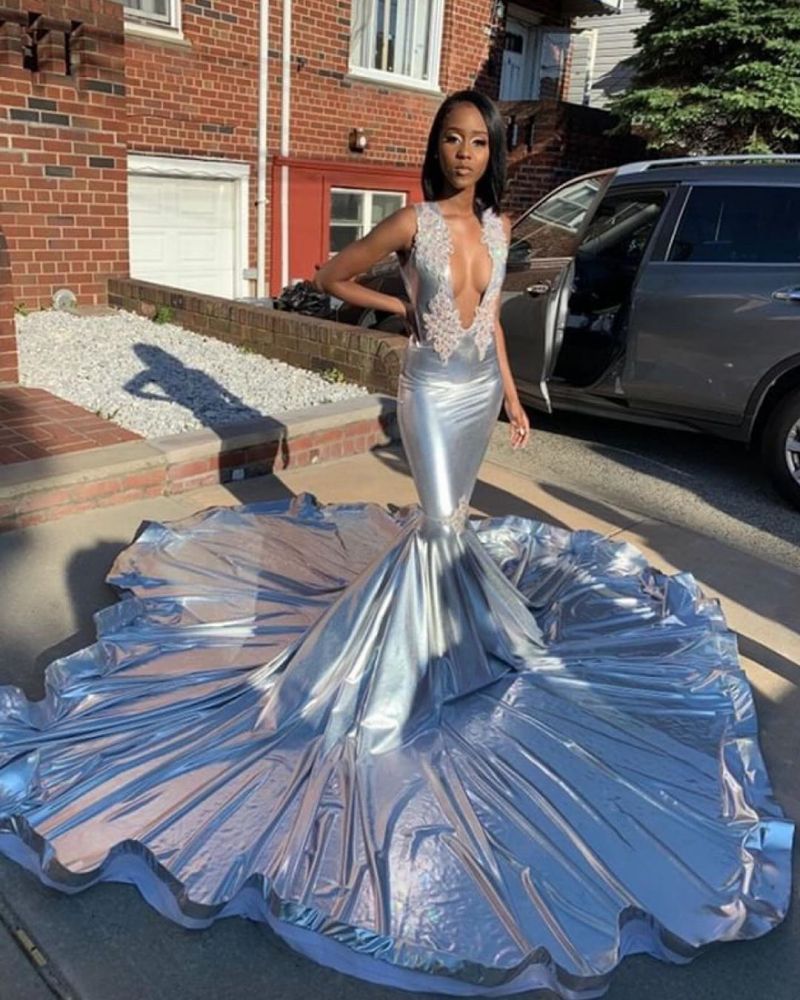 Deep V-neck Sleeveless Appliques Court Train Mermaid Prom Dresses-showprettydress