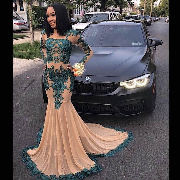 Elegant Long Sleeves Full Length Mermaid Prom Gown for Women with Train-showprettydress