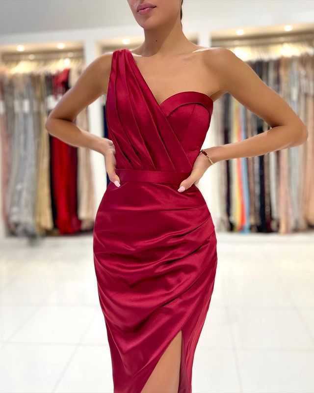 Elegant Short One Shoulder Satin Prom Dresses With Slit-showprettydress