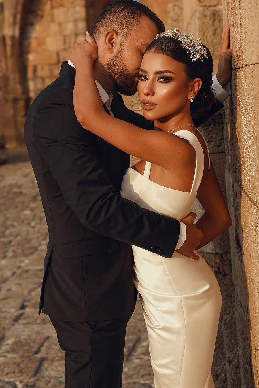 Elegant Sleeveless Straps Ivory High split Sweetheart Wedding Dresses-showprettydress