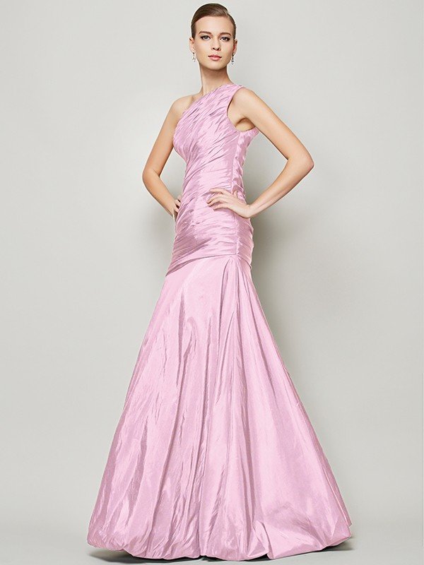 Fabulous Sleeveless One Shoulders Pleats Long Taffeta Bridesmaid Dresses-Showprettydress