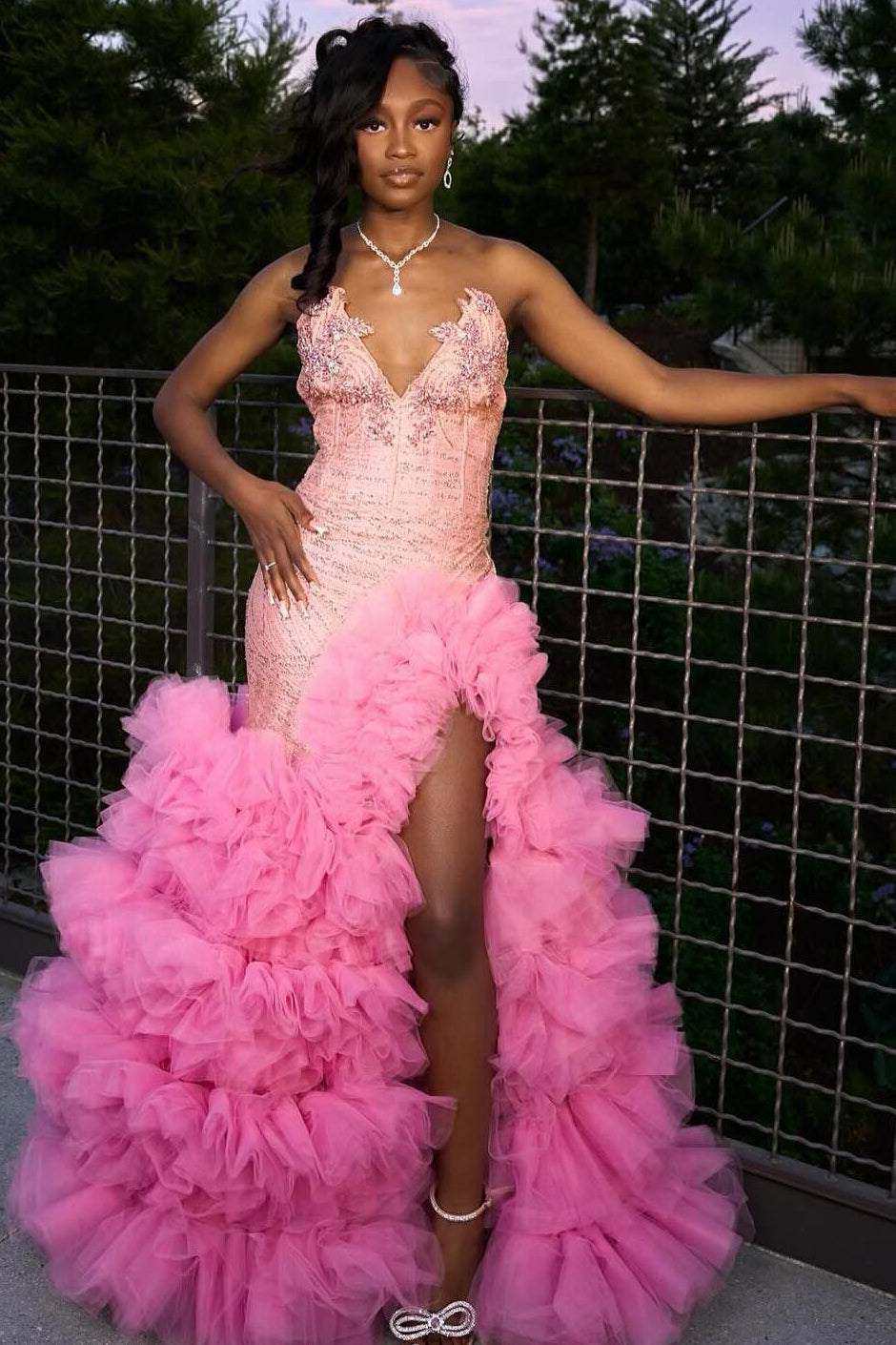 Fashion Pink Sweetheart Tiered Side Slit Appliques Prom Dress-showprettydress