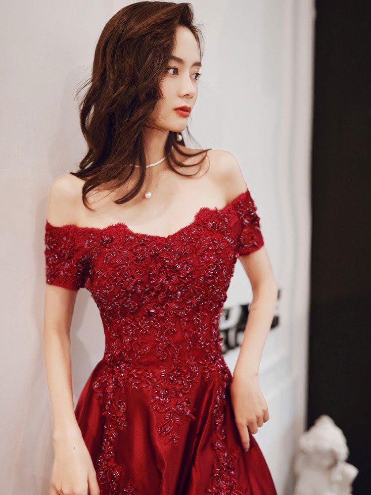 Glamorous Evening Dress A-Line Bateau Neck Floor-Length Short Sleeves Lace-up Beaded Matte Satin evening dress-showprettydress