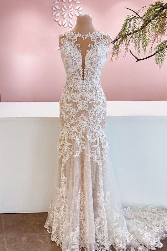 Glamorous Long Mermaid Bateau Appliques Lace Tulle Wedding Dress-showprettydress