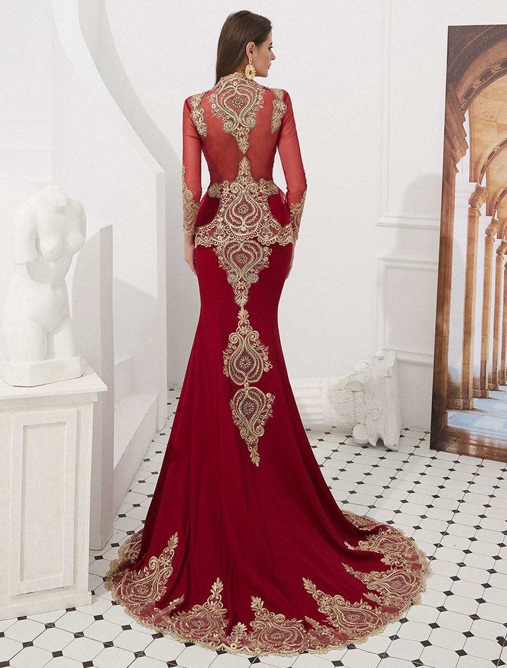 Gorgeous Luxury Evening Dresses Embroidered Beaded Queen Anneneck Long Sleeve Formal Gowns With Cloak-showprettydress