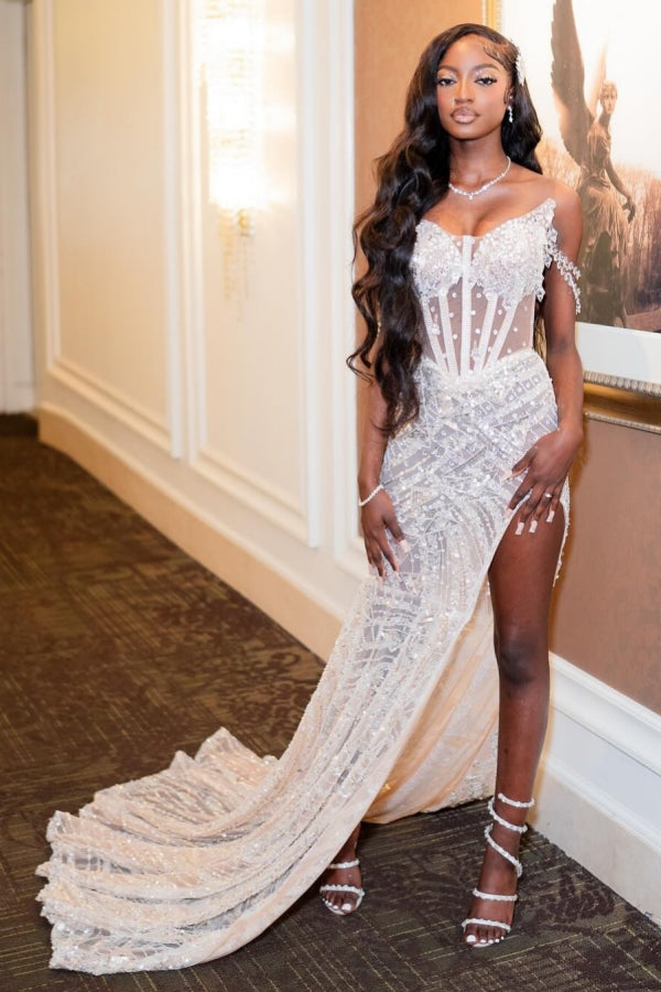 Gorgeous White Sweetheart Lace Side Slit Prom Dress with Appliques-showprettydress