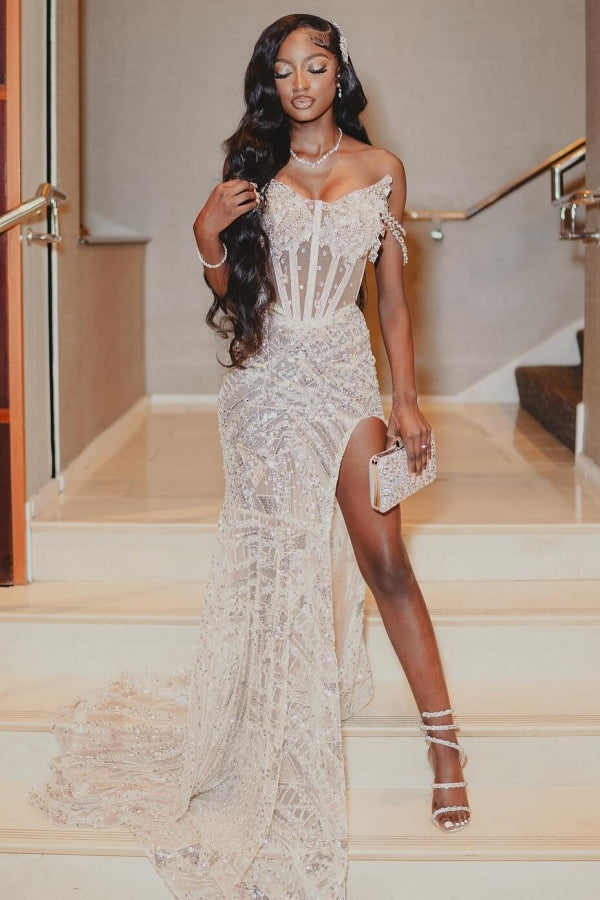 Gorgeous White Sweetheart Lace Side Slit Prom Dress with Appliques-showprettydress