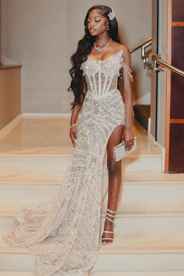 Gorgeous White Sweetheart Lace Side Slit Prom Dress with Appliques-showprettydress