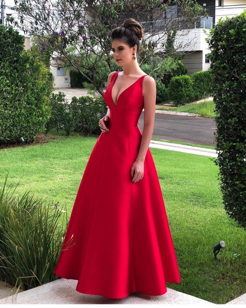 Hot Sleeveless Red Deep V-neck A-line Backless Prom Party Gowns on Sale-showprettydress