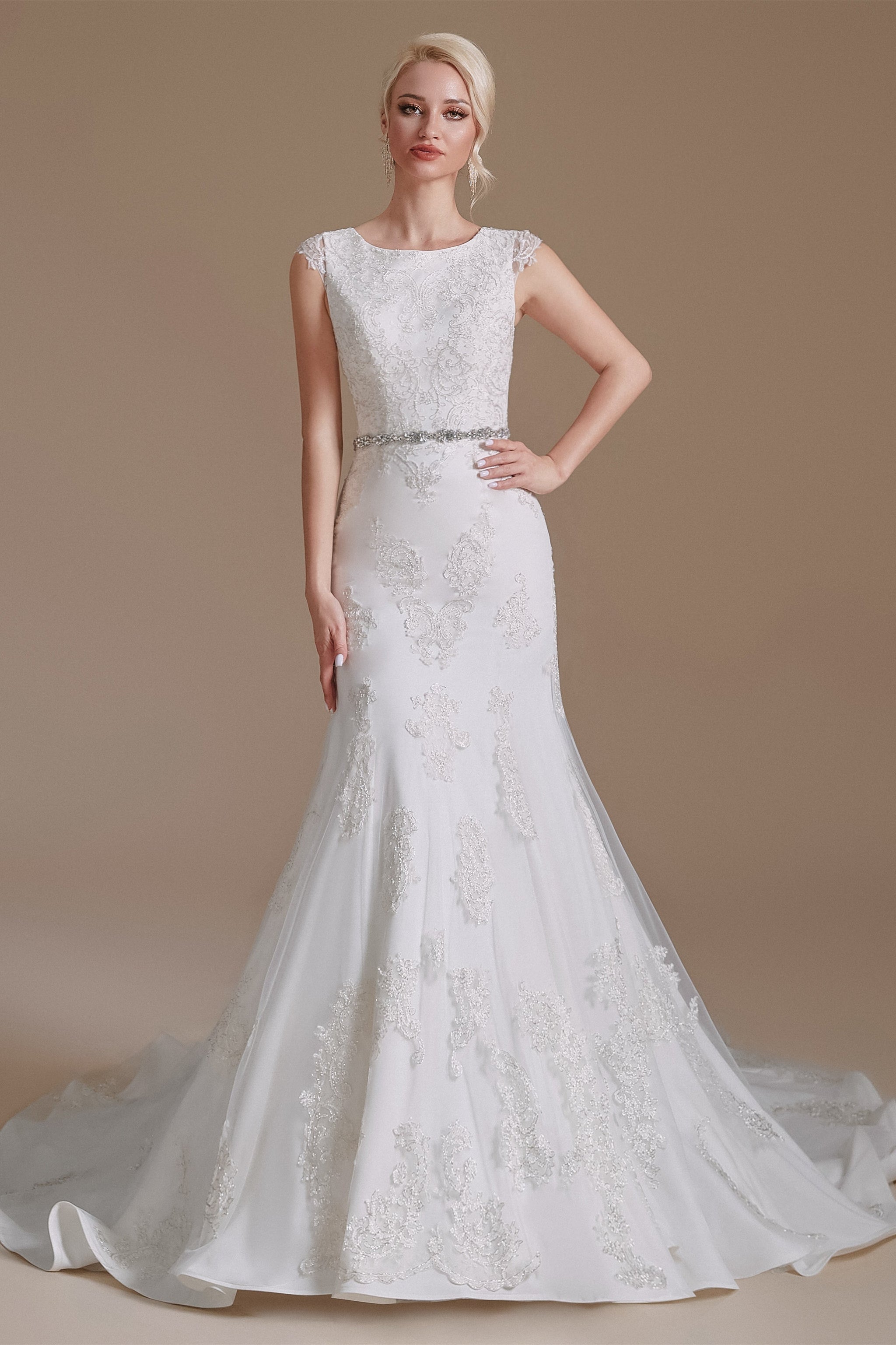 Jewel Lace Cap Sleeves Lace Mermaid Wedding Dress | Showprettydress De Jewel Lace Cap Sleeves Lace Mermaid Wedding Dress | Showprettydress De
