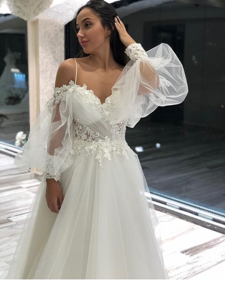 Long A-Line Off-the-Shoulder Sweetheart Appliques Lace Tulle Wedding Dresses with Sleeves-showprettydress