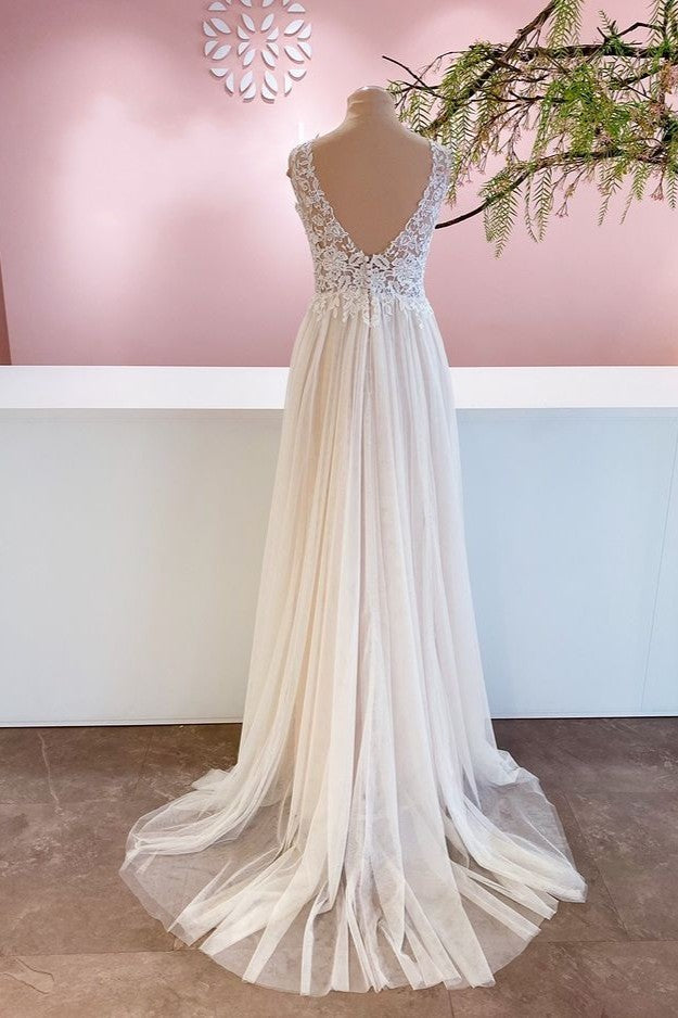 Long A-Line Sweetheart Tulle Backless Wedding Dress With Floral Lace-showprettydress