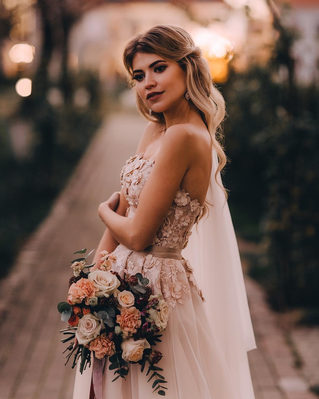 Long A-line Sweetheart Tulle Lace Appliques Princess Wedding Dress-showprettydress