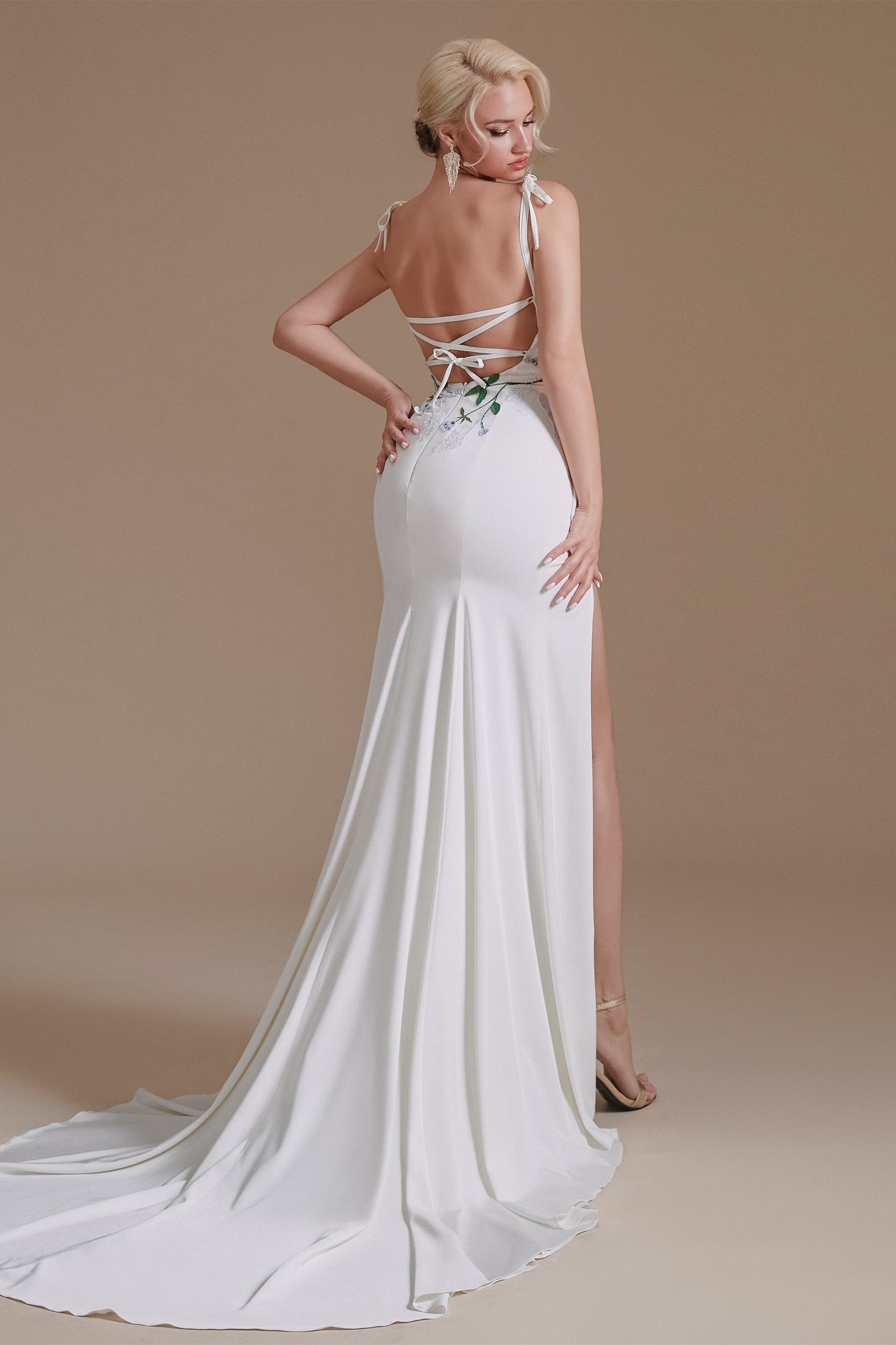 Long High Split Spaghetti strap Court Wedding Dress-showprettydress