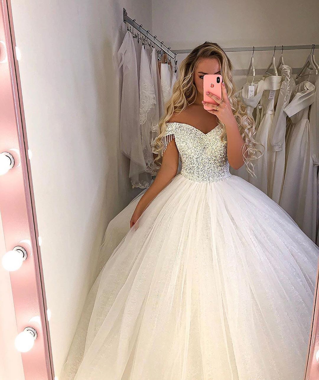 Long Princess off-the-shoulder Tulle Wedding Dress-showprettydress