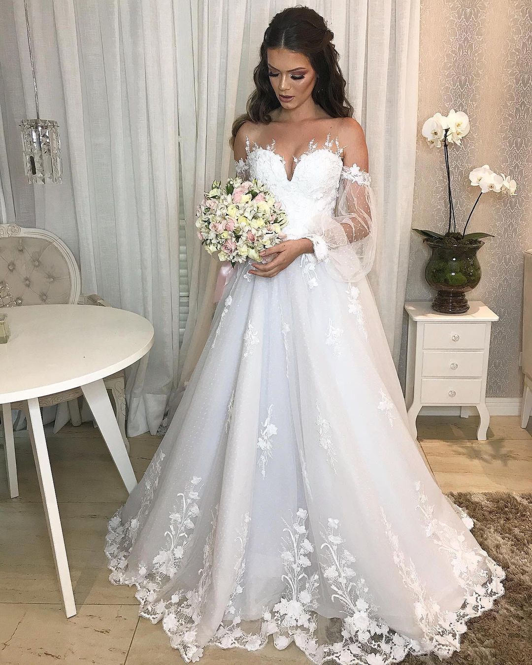 Long Princess Off-the-shoulder Tulle Wedding Dress with Bubble Sleeves-showprettydress