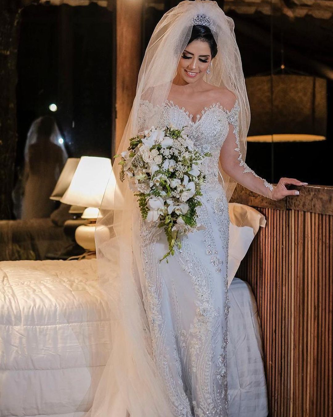 Long Sleeves Mermaid Off-the-shoulder Tulle Wedding Dress with Appliques Lace-showprettydress