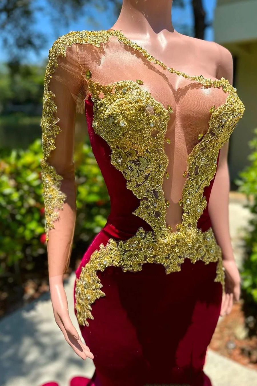 Long sleeves One shoulder Gold Appliques Burgundy Prom Dresses-showprettydress